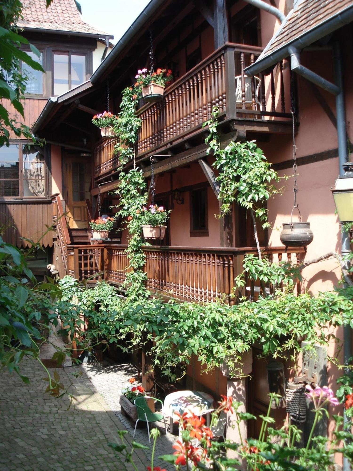 Hotel De L'Ange Niedermorschwihr Kültér fotó